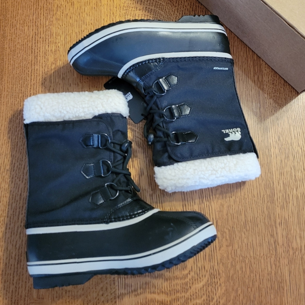 Sorel Winter Carnival Waterproof Boots - black - Picture 9 of 13
